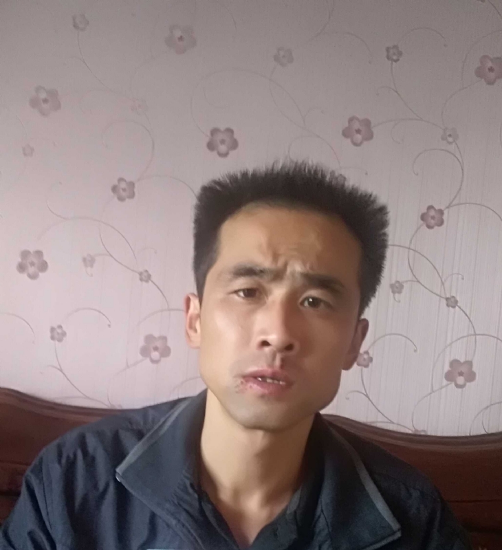 wen的第一张照片--济南相亲服务中心