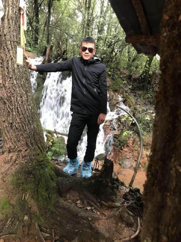 譕忄的第一张照片--济南相亲服务中心