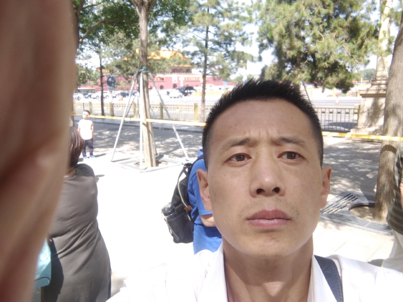 刘红兵的第一张照片--济南相亲服务中心