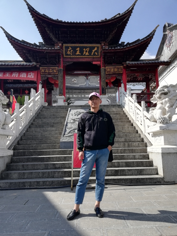 旧事离人的第一张照片--济南相亲服务中心