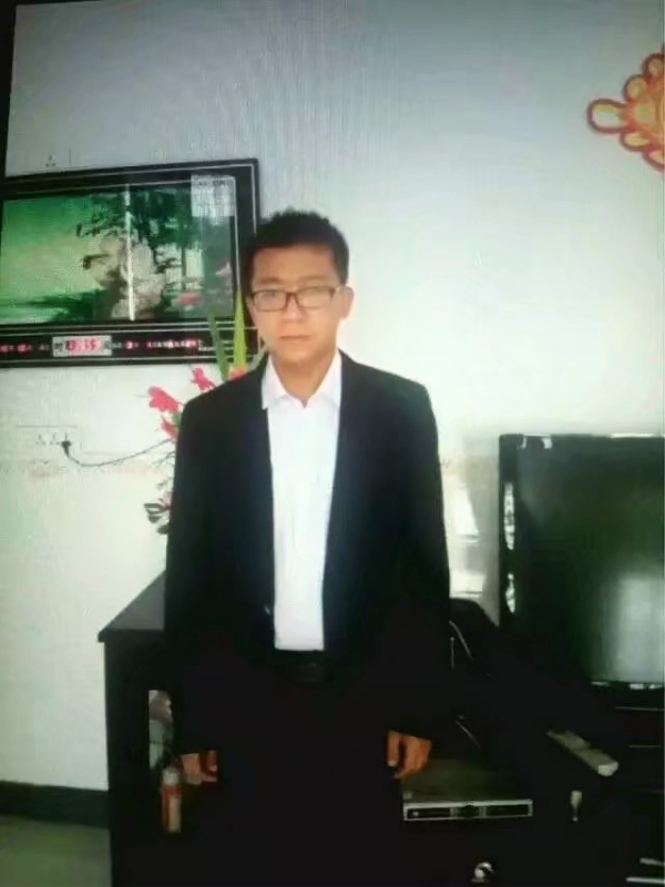 依然疼痛的第一张照片--济南相亲服务中心