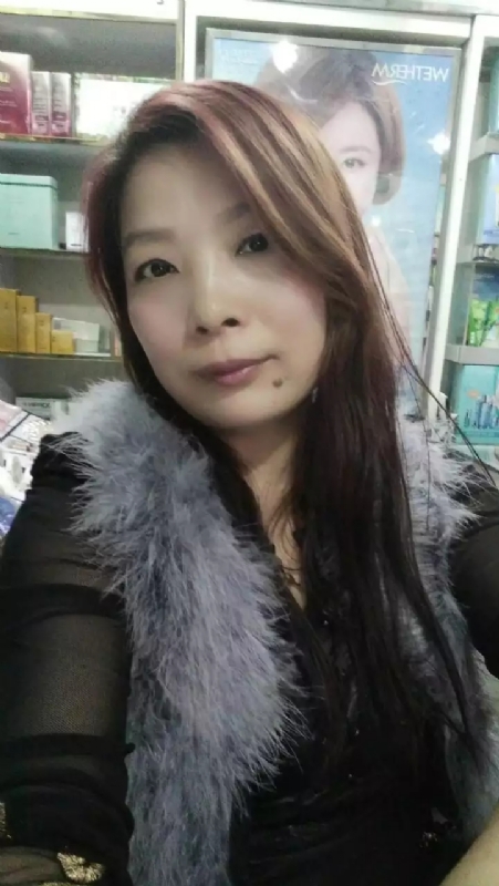 胡静的第三张照片--济南相亲服务中心