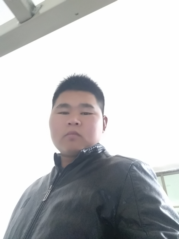 小哥的第一张照片--济南相亲服务中心