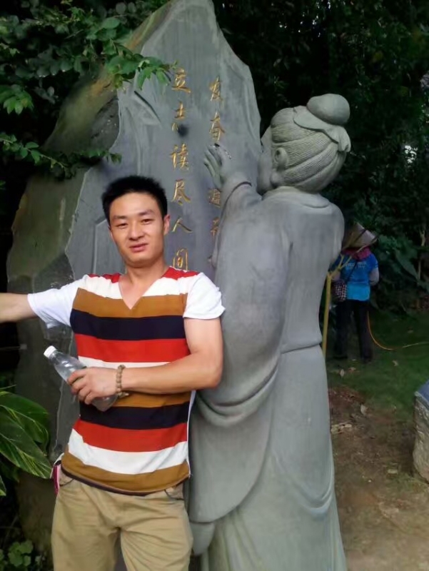 相依相伴的第一张照片--济南相亲服务中心
