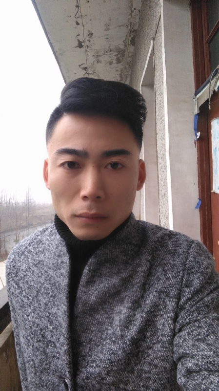 谁伴我闯荡的第一张照片--济南相亲服务中心
