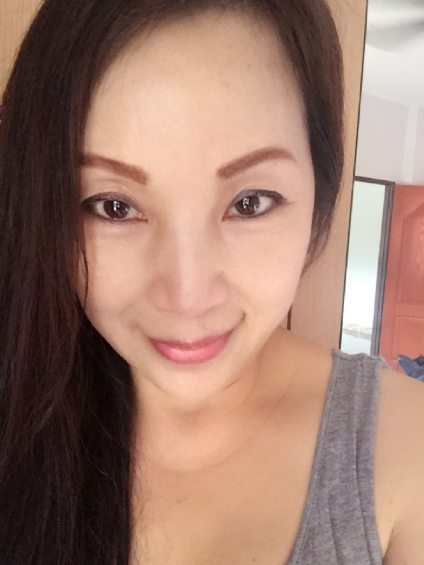 ying的第一张照片--济南相亲服务中心