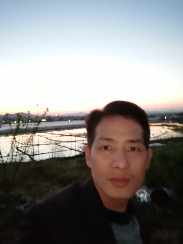 不忘初心的第一张照片--济南相亲服务中心