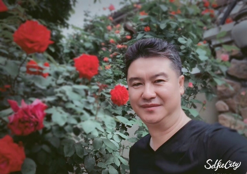姓李名光耀的第一张照片--济南相亲服务中心