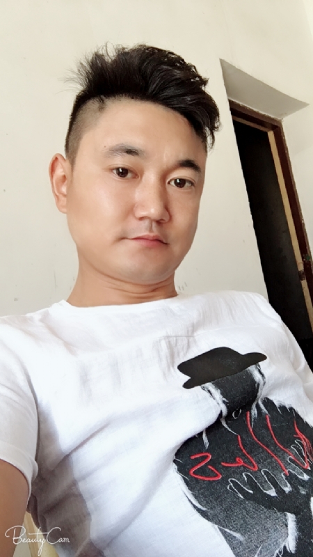 yang的第一张照片--济南相亲服务中心