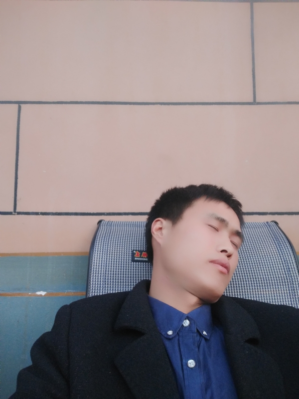 有钱爱情才能长久的第一张照片--济南相亲服务中心