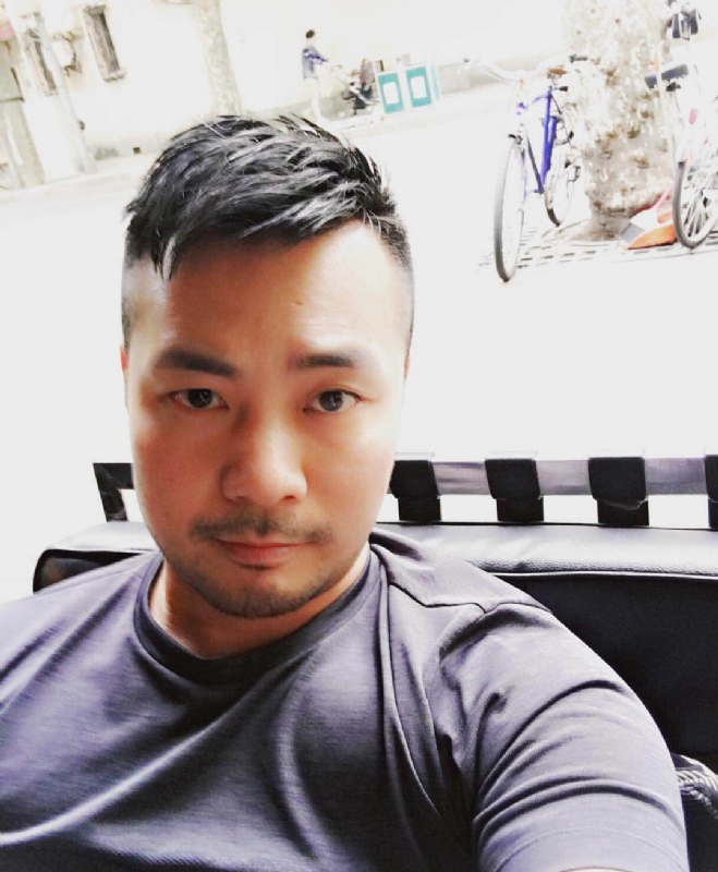 刘江平的第二张照片--济南相亲服务中心