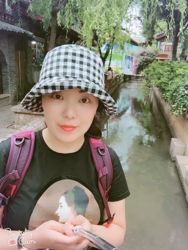 乐妞的第三张照片--济南相亲服务中心