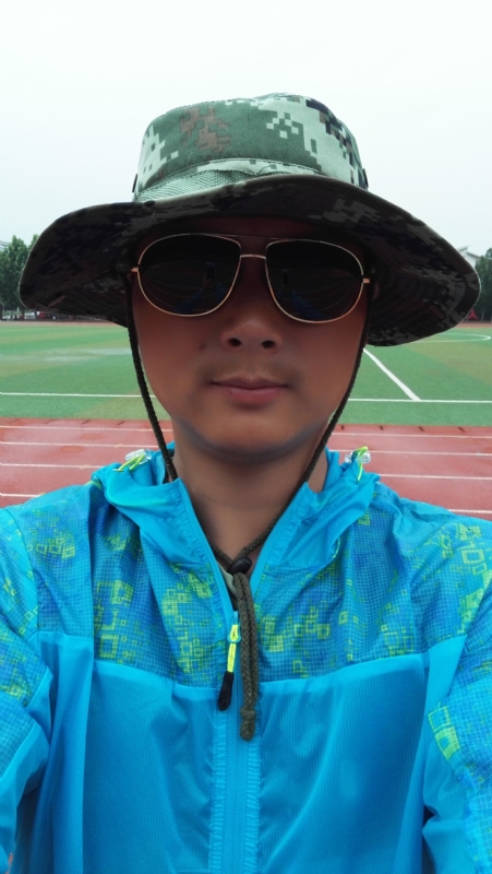 银尘的第一张照片--济南相亲服务中心