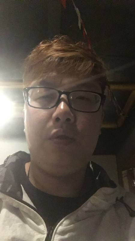 深情久伴更长情的第一张照片--济南相亲服务中心
