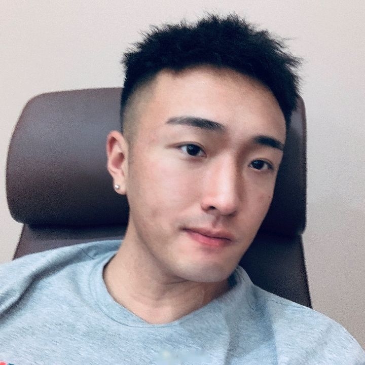 单公子的第一张照片--济南相亲服务中心