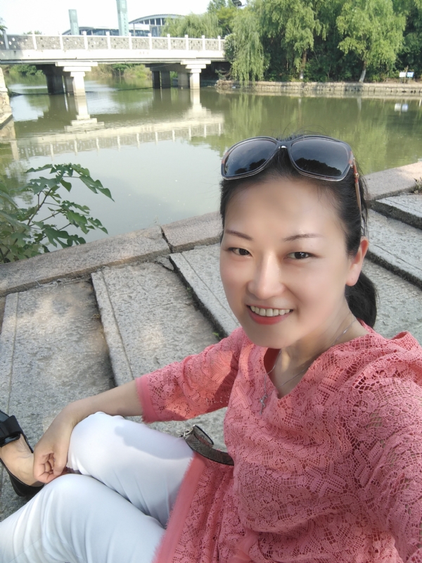 渴慕的第一张照片--济南相亲服务中心