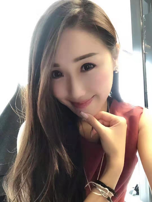 彩蝶的第一张照片--济南相亲服务中心