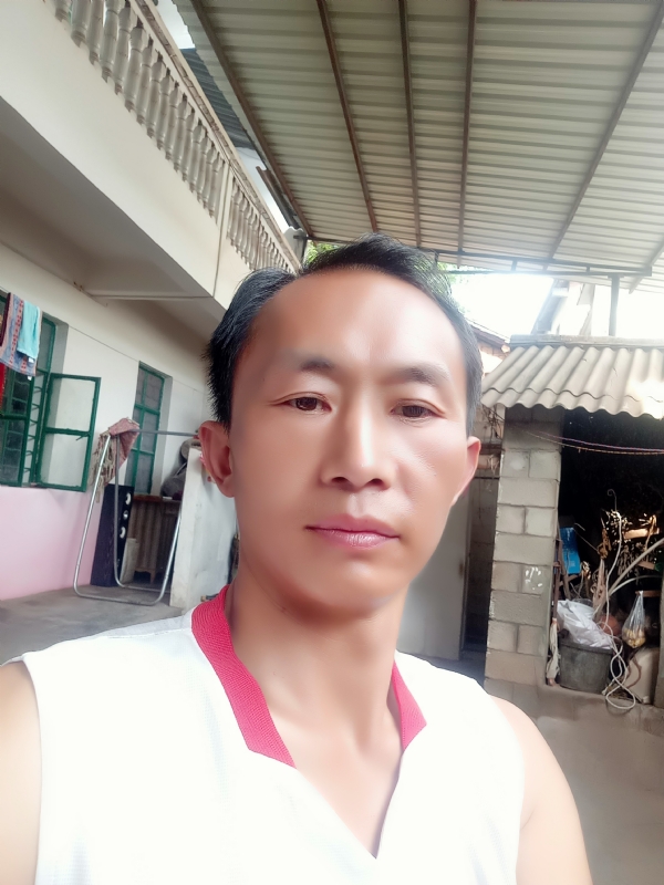 白鸽的第一张照片--济南相亲服务中心