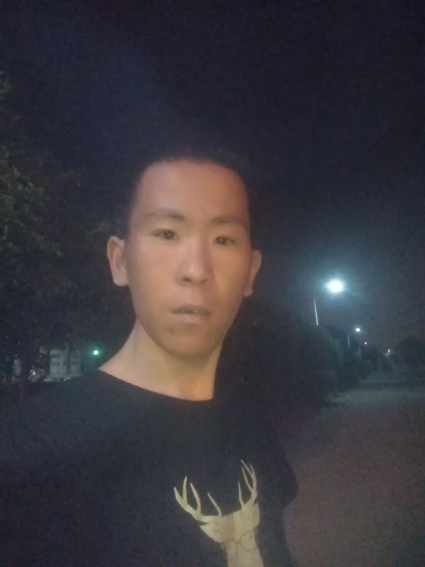 俞凯斌的第一张照片--济南相亲服务中心