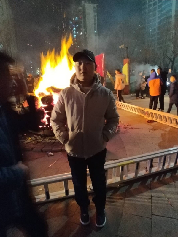 爱情里的俩个人的第二张照片--济南相亲服务中心