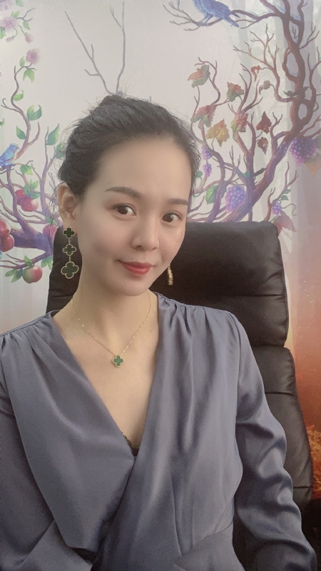 潇潇的第一张照片--济南相亲服务中心