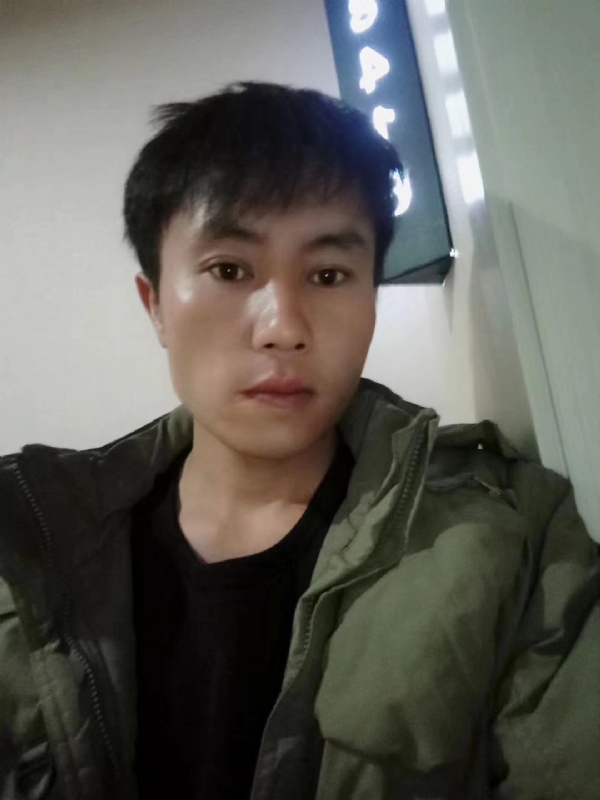 槑头槑脑的第一张照片--济南相亲服务中心
