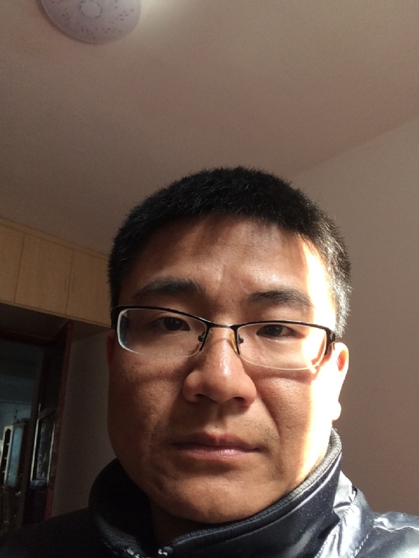 余浩浩的第一张照片--济南相亲服务中心