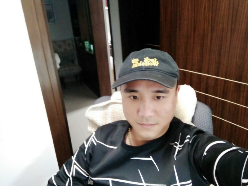 坚持我爱的第一张照片--济南相亲服务中心