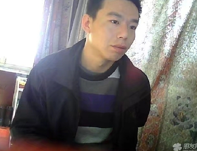 向钱奔跑的第一张照片--济南相亲服务中心