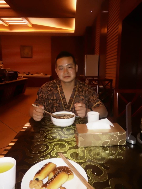 会飞的鱼的第一张照片--济南相亲服务中心