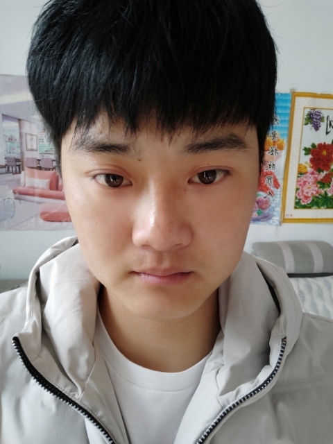 偏丶执的第二张照片--济南相亲服务中心