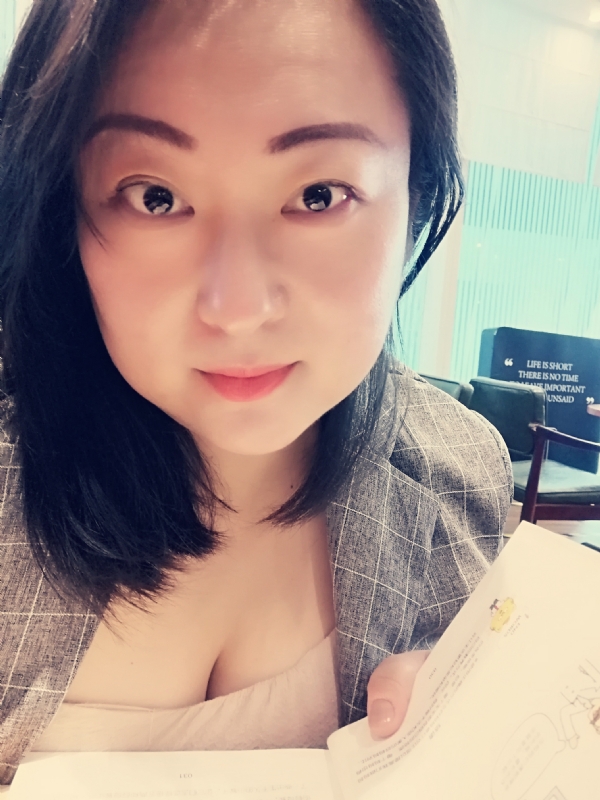 铃瑶的第二张照片--济南相亲服务中心