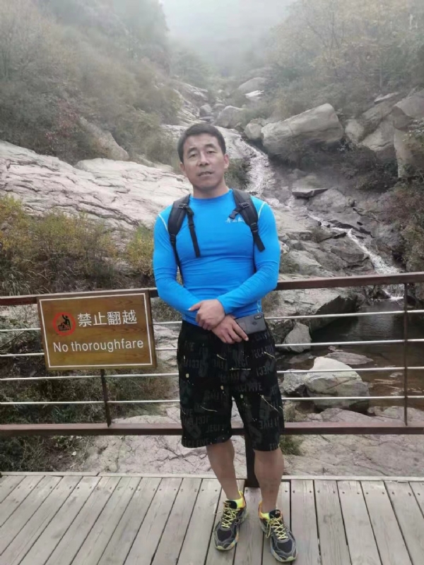 四季阳光的第一张照片--济南相亲服务中心