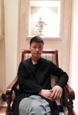 制片人杨亚林的第二张照片--济南相亲服务中心