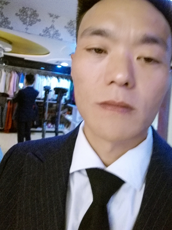 醉酒的蝴蝶的第二张照片--济南相亲服务中心
