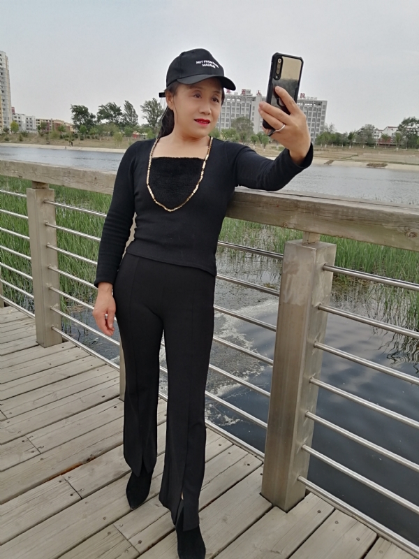 阳光你好的第四张照片--济南相亲服务中心