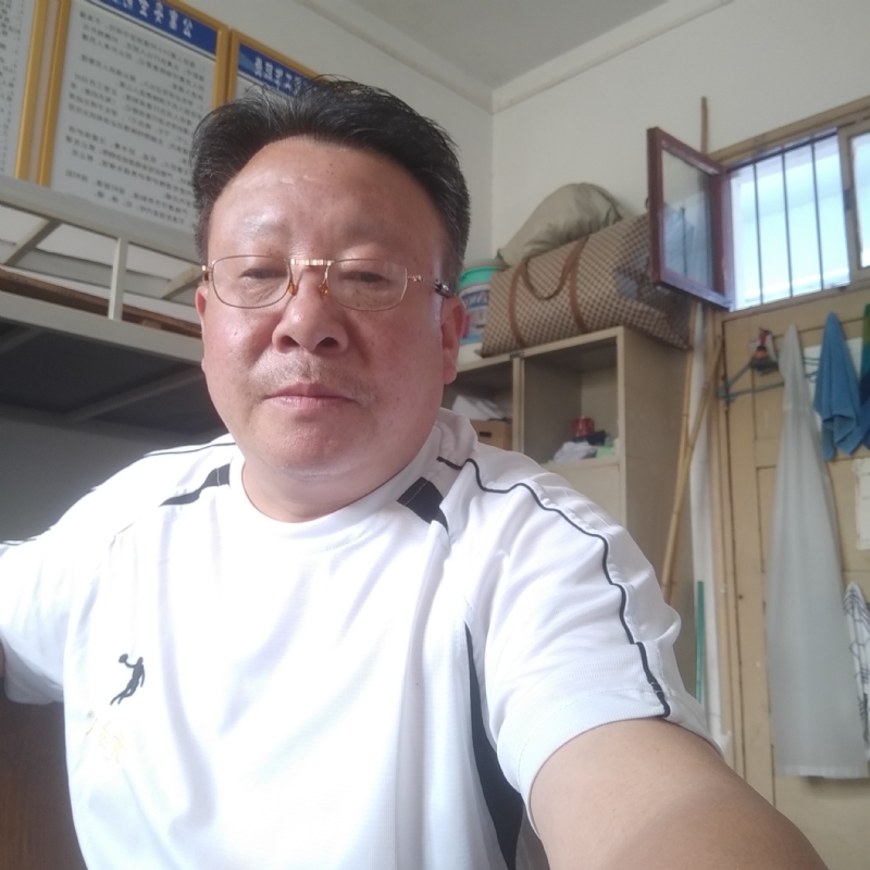 咣次次的第一张照片--济南相亲服务中心