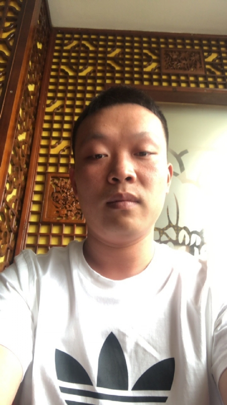 唐子龙的第一张照片--济南相亲服务中心
