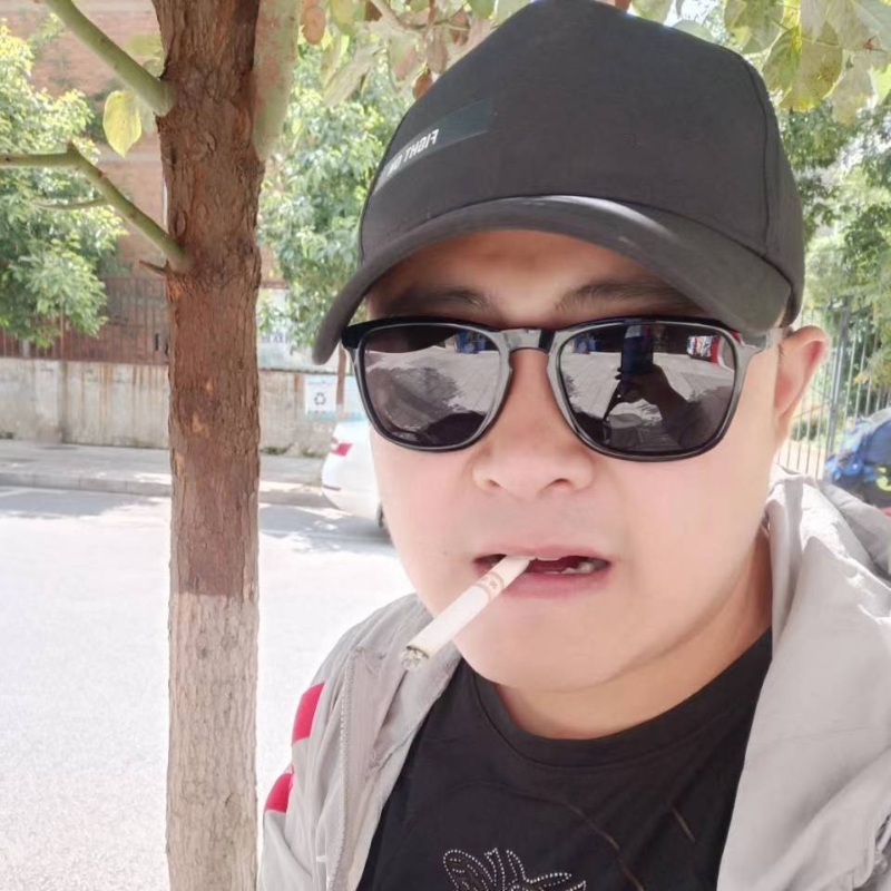 瞄小七的第一张照片--济南相亲服务中心