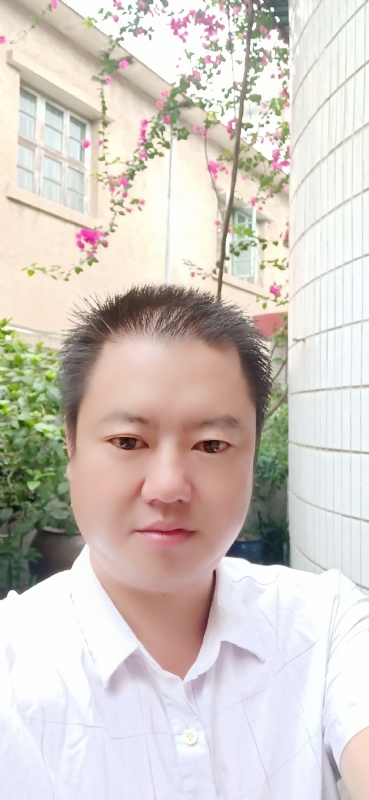 陈欢翔的第一张照片--济南相亲服务中心