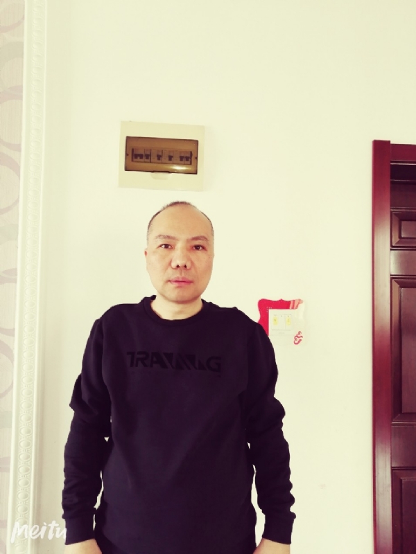 酒香四溢的第一张照片--济南相亲服务中心