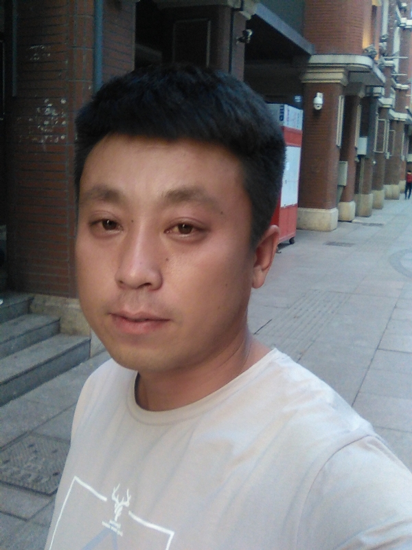 冰冷的心的第一张照片--济南相亲服务中心