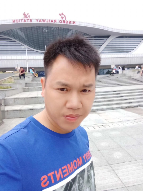 笑对人生的第一张照片--济南相亲服务中心