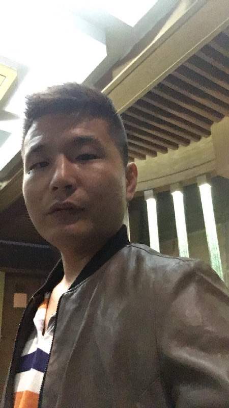 古月的第三张照片--济南相亲服务中心