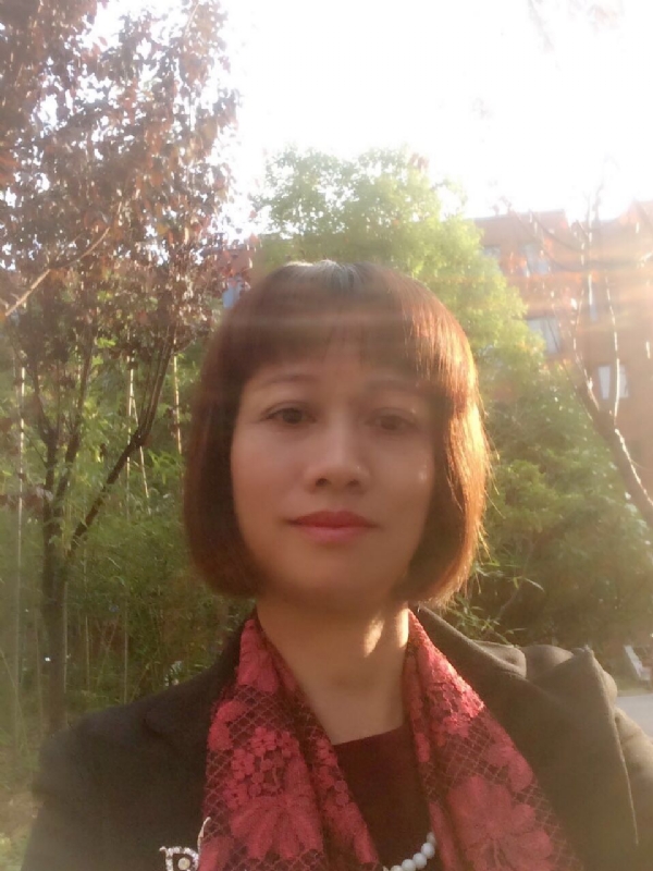 张馨方的第一张照片--济南相亲服务中心