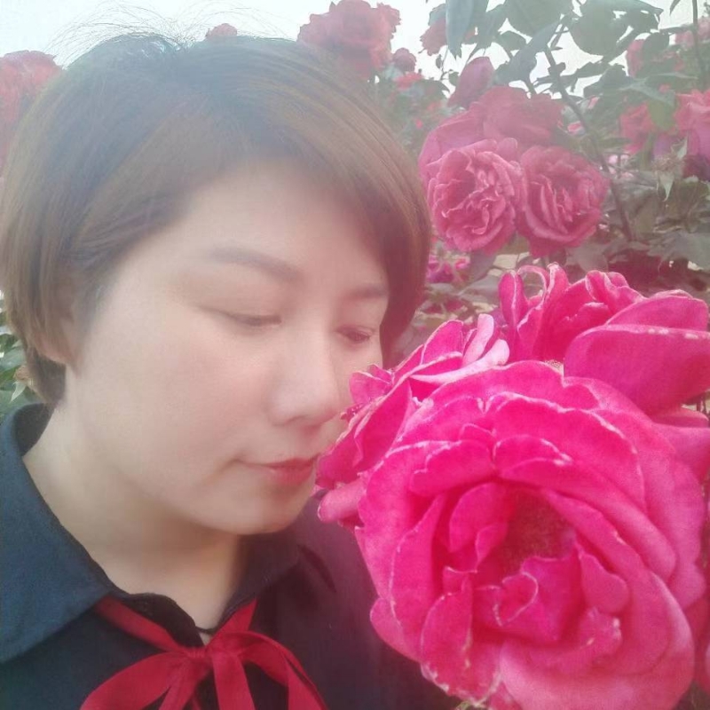 潇潇雨歌的第一张照片--济南相亲服务中心