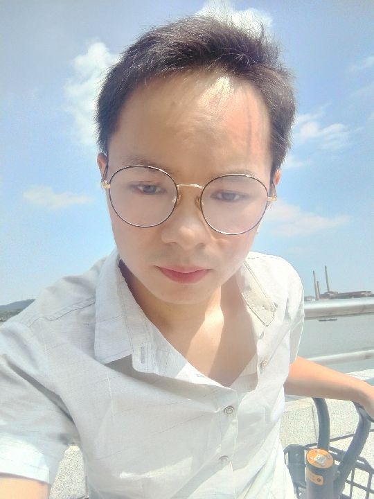 楠呐的第三张照片--济南相亲服务中心