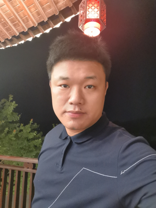 耿直boy的第二张照片--济南相亲服务中心
