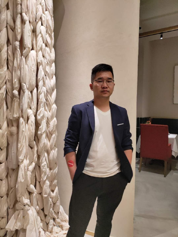 在路上的第二张照片--济南相亲服务中心