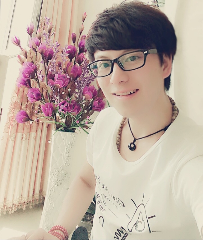半°的第三张照片--济南相亲服务中心